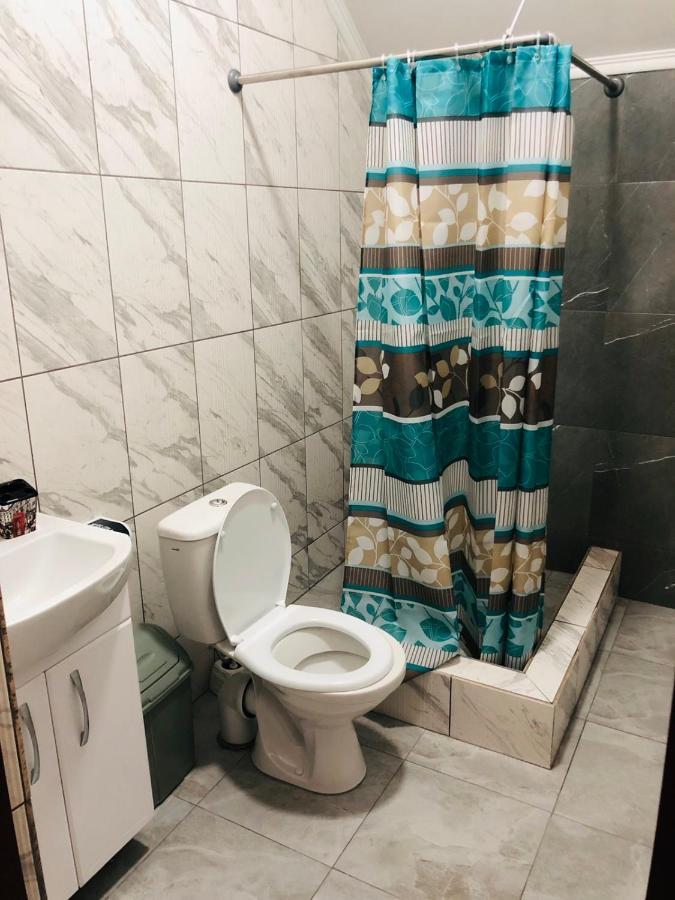Катерина Hotel Chynadiyovo Buitenkant foto