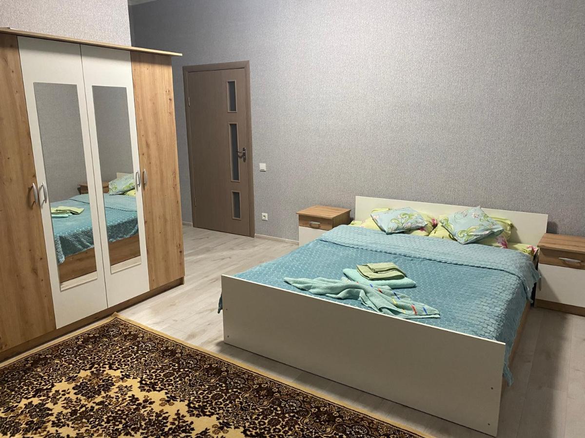 Катерина Hotel Chynadiyovo Buitenkant foto
