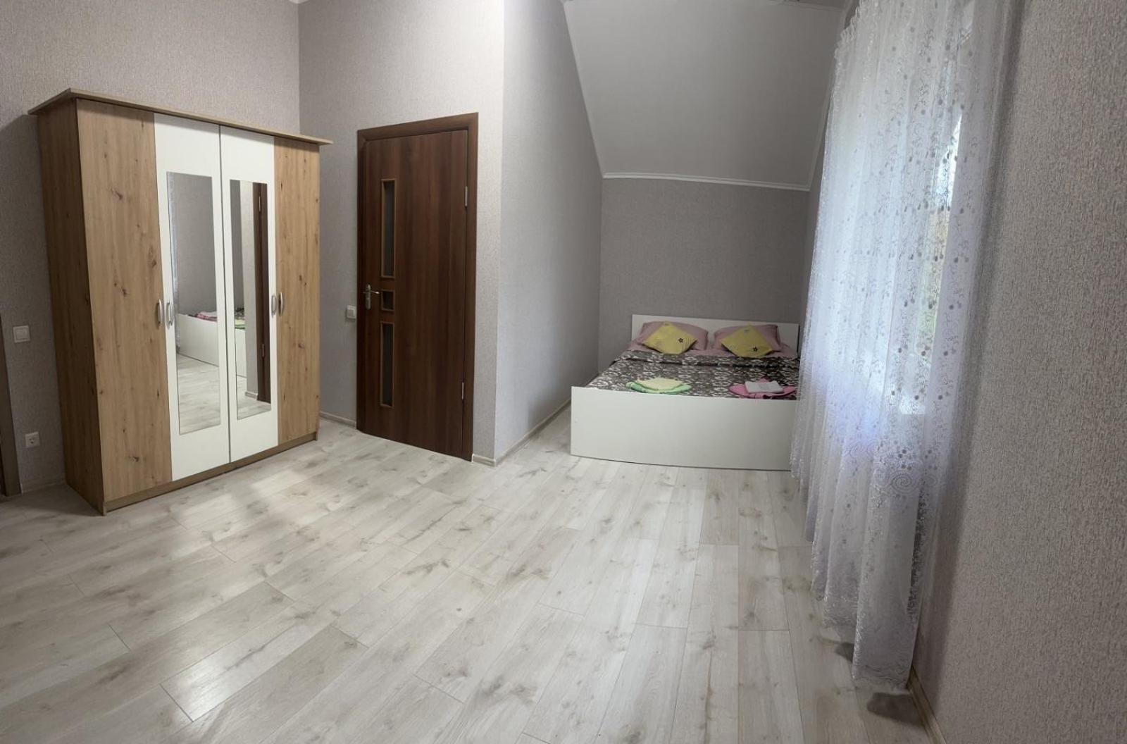 Катерина Hotel Chynadiyovo Buitenkant foto